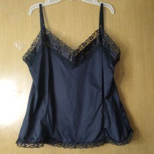 Vintage camisole with lace and ribbon trim size L/XL EUC